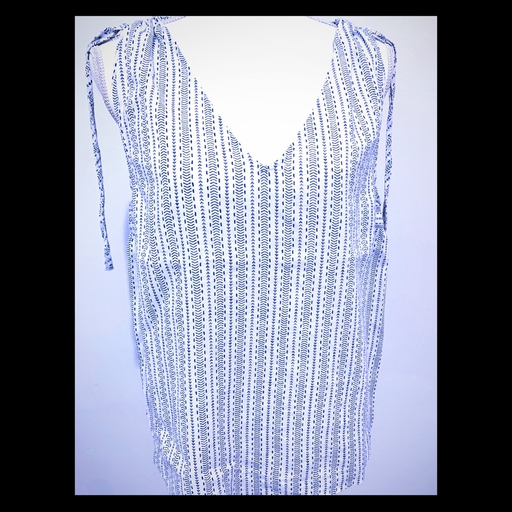 OLD NAVY💖 SLEEVELESS TOP